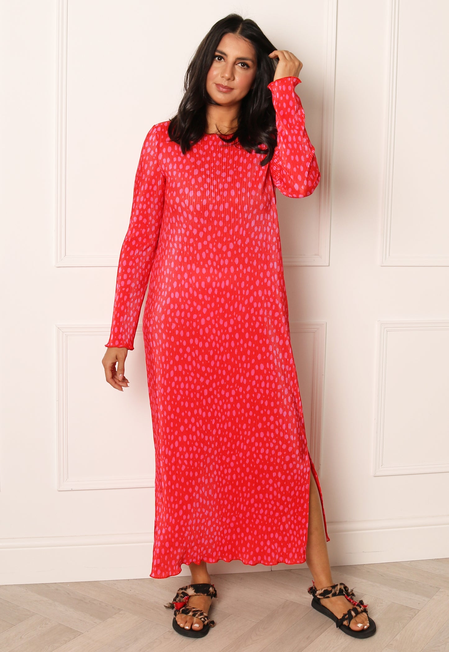
                  
                    JDY Cita Animal Print Plisse Midi Smock Dress with Long Sleeves in Red & Pink - One Nation Clothing
                  
                