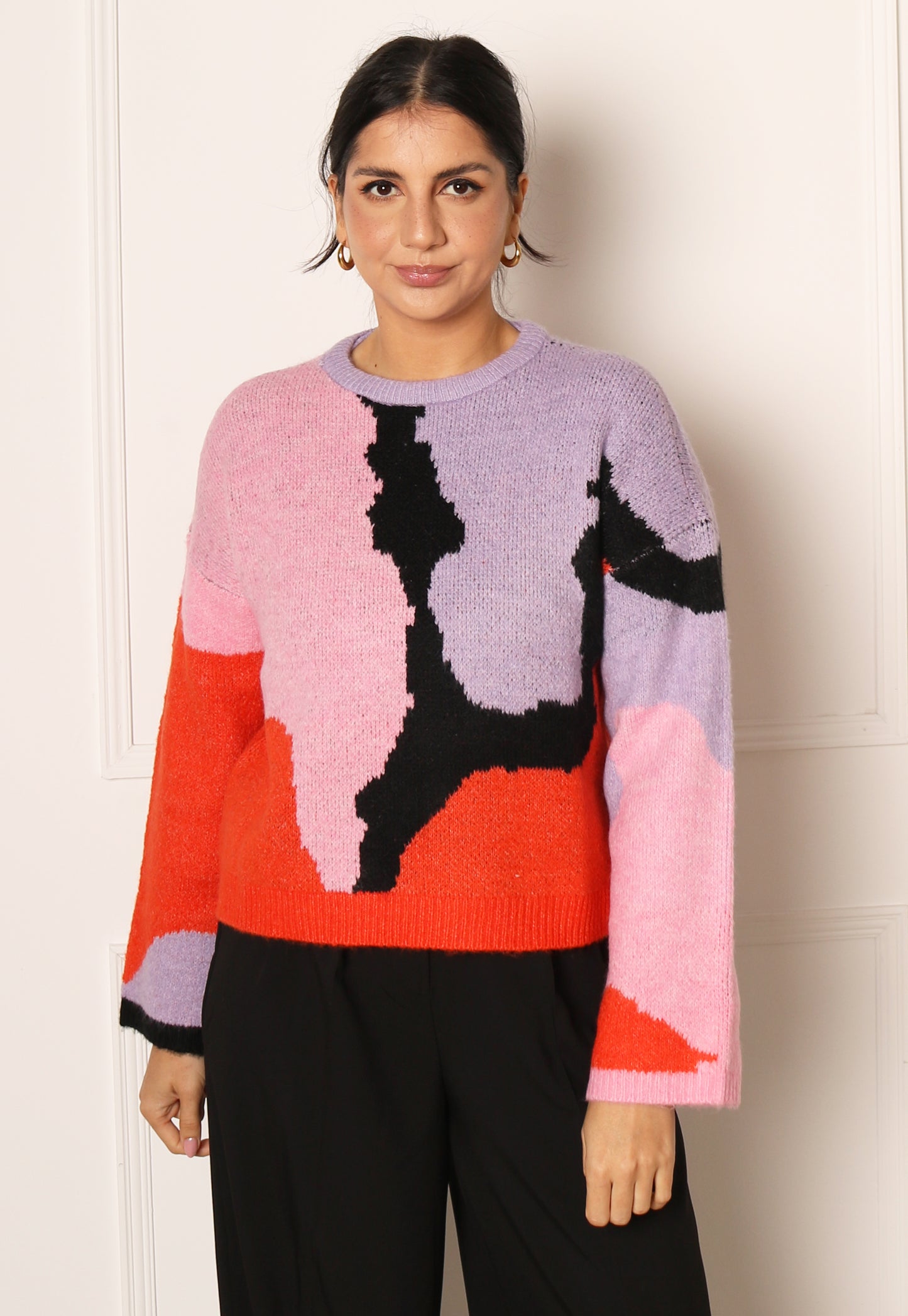 
                  
                    VERO MODA Florence Fluffy Abstract Colour Block Chunky Knit Jumper in Pink, Red & Lilac - One Nation Clothing
                  
                