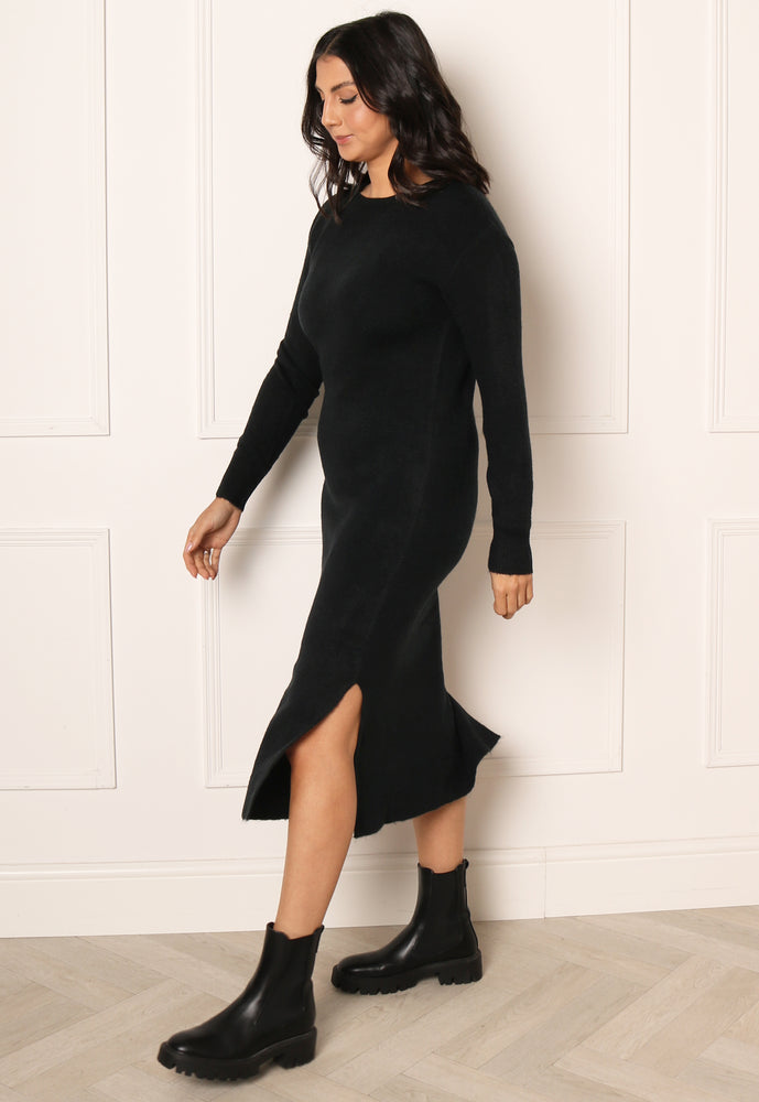 
                  
                    VERO MODA Lefile Long Sleeve Boat Neck Knitted Midi Dress with Side Splits in Black - One Nation Clothing
                  
                