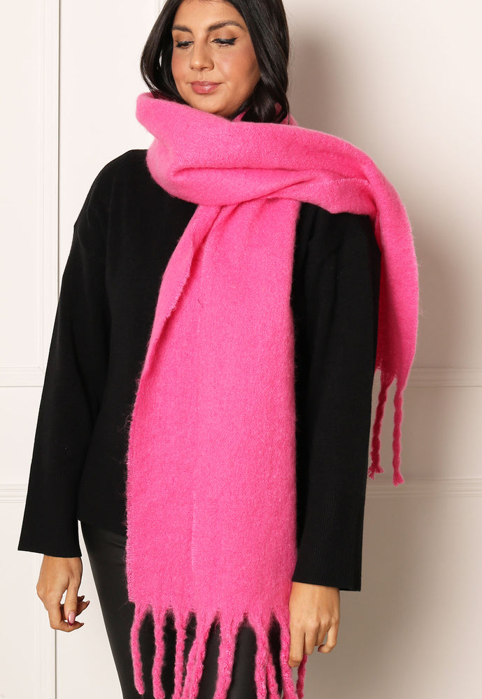 
                  
                    PIECES Nikita Oversized Brushed Scarf with Tassels in Hot Pink - One Nation Clothing
                  
                