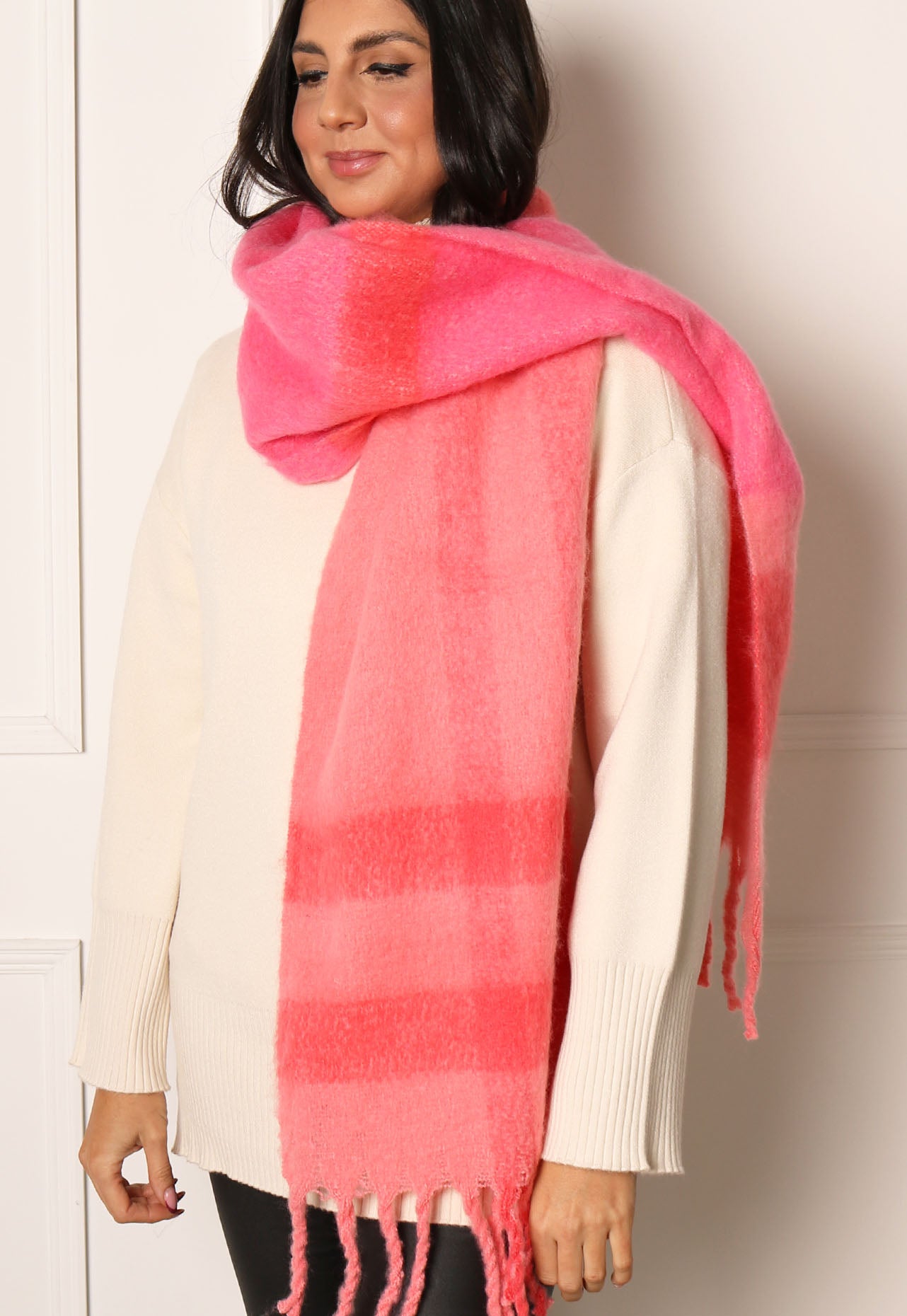 
                  
                    PIECES Sille Oversized Heavyweight Brushed Check Scarf with Tassels in Pink & Coral - One Nation Clothing
                  
                