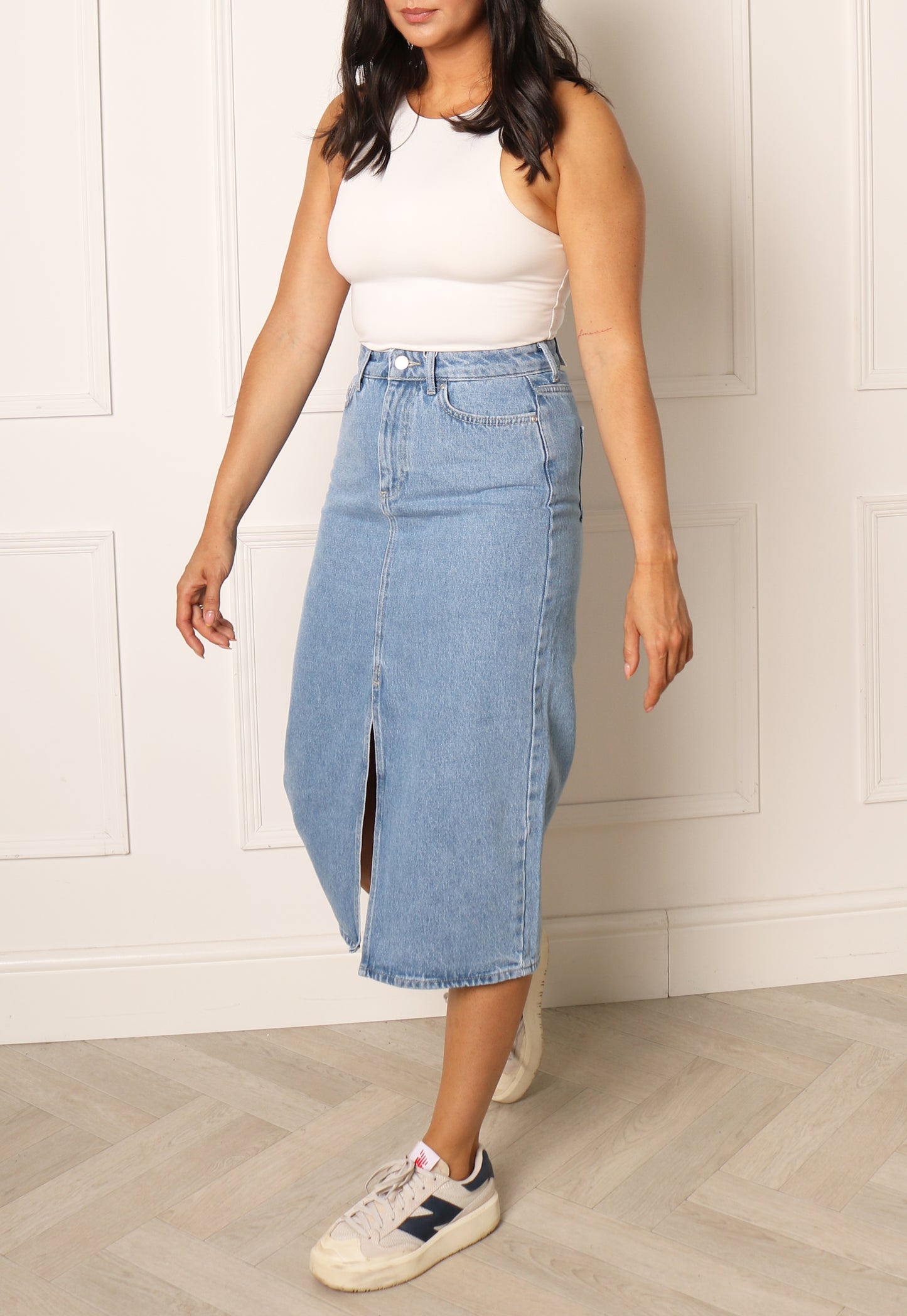 
                  
                    ONLY Bianca Denim Midi Skirt with Split Front Hem in Mid Blue - One Nation Clothing
                  
                