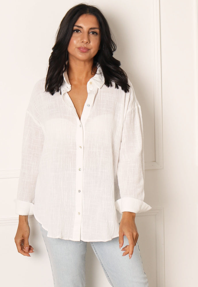 
                  
                    ONLY Leslie Cotton Crinkle Oversized Shirt in White - One Nation Clothing
                  
                
