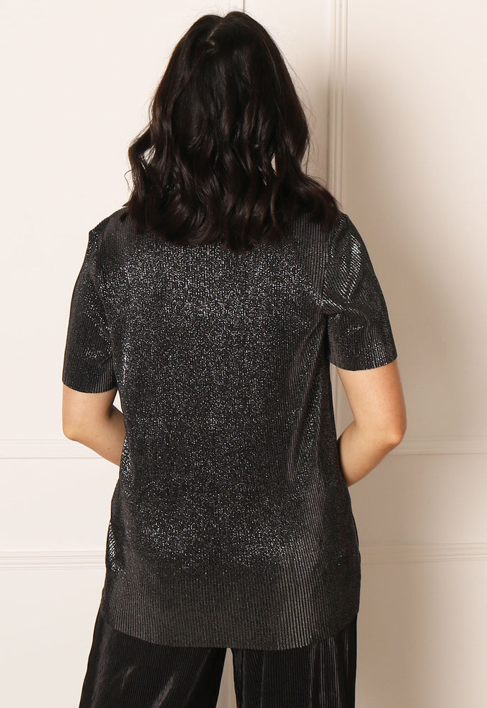 
                  
                    JDY Plisse Foil Spot Round Neck Top in Black & Silver - One Nation Clothing
                  
                