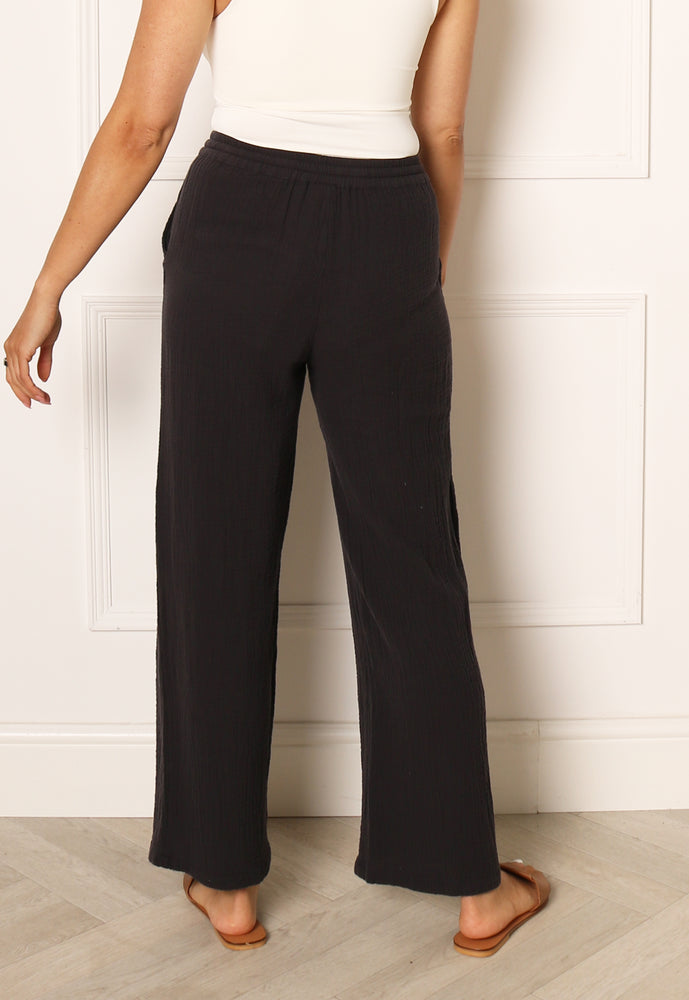 
                  
                    ONLY Thyra High Waisted Pull On Cheesecloth Co-ord Trousers in Washed Black - One Nation Clothing
                  
                