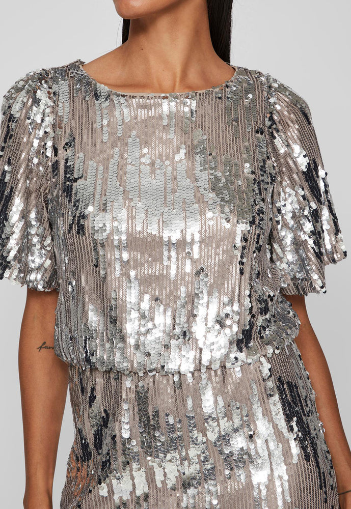 
                  
                    VILA Amaya Sequin Midi Maxi Dress with Split in Silver & Grey - One Nation Clothing
                  
                