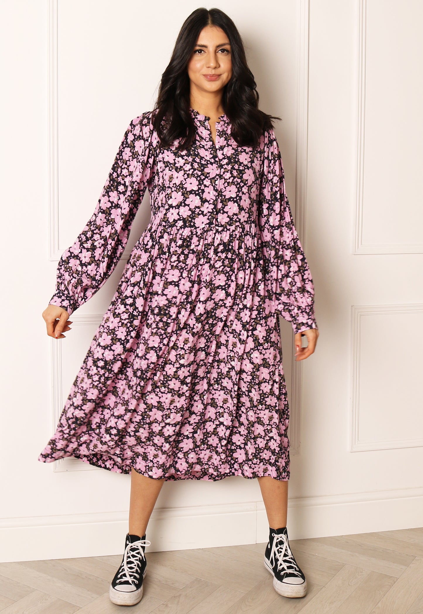 PIECES Athena Floral Smock Button Midi Dress in Black & Pink
