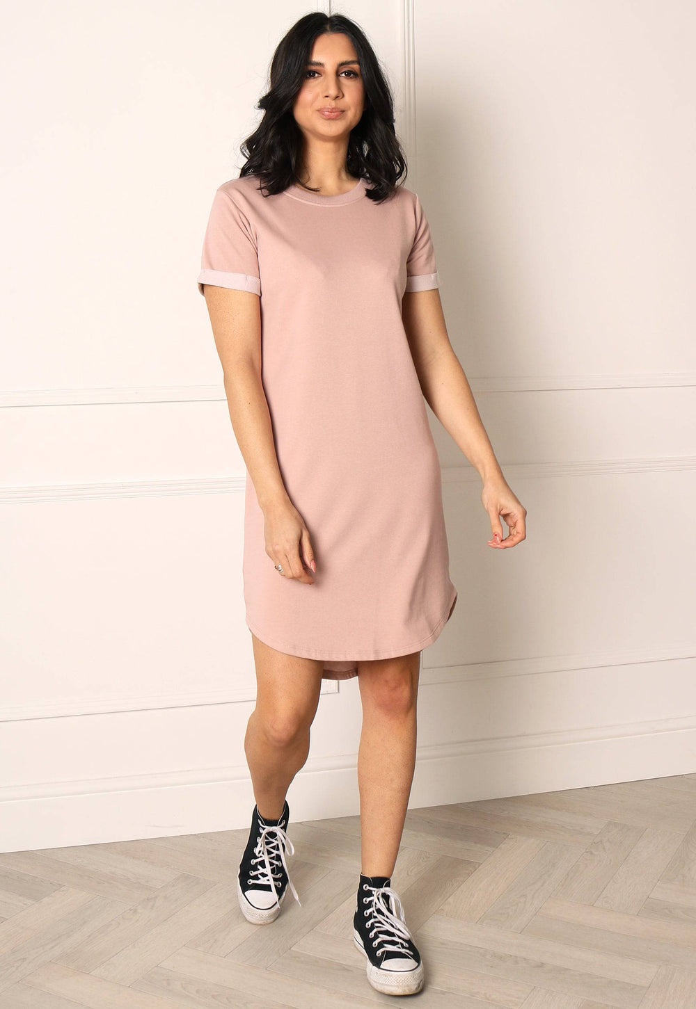 JDY T-shirt Summer Dress with Curve Hem in Pink - One Nation Clothing