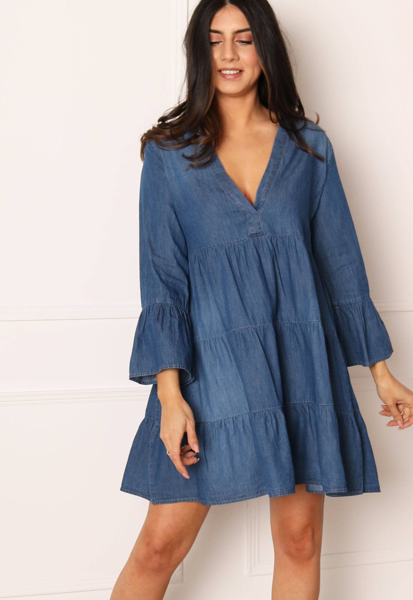 
                  
                    JDY Saint Denim Relaxed Smock Tunic Mini Dress in Mid Blue - One Nation Clothing
                  
                