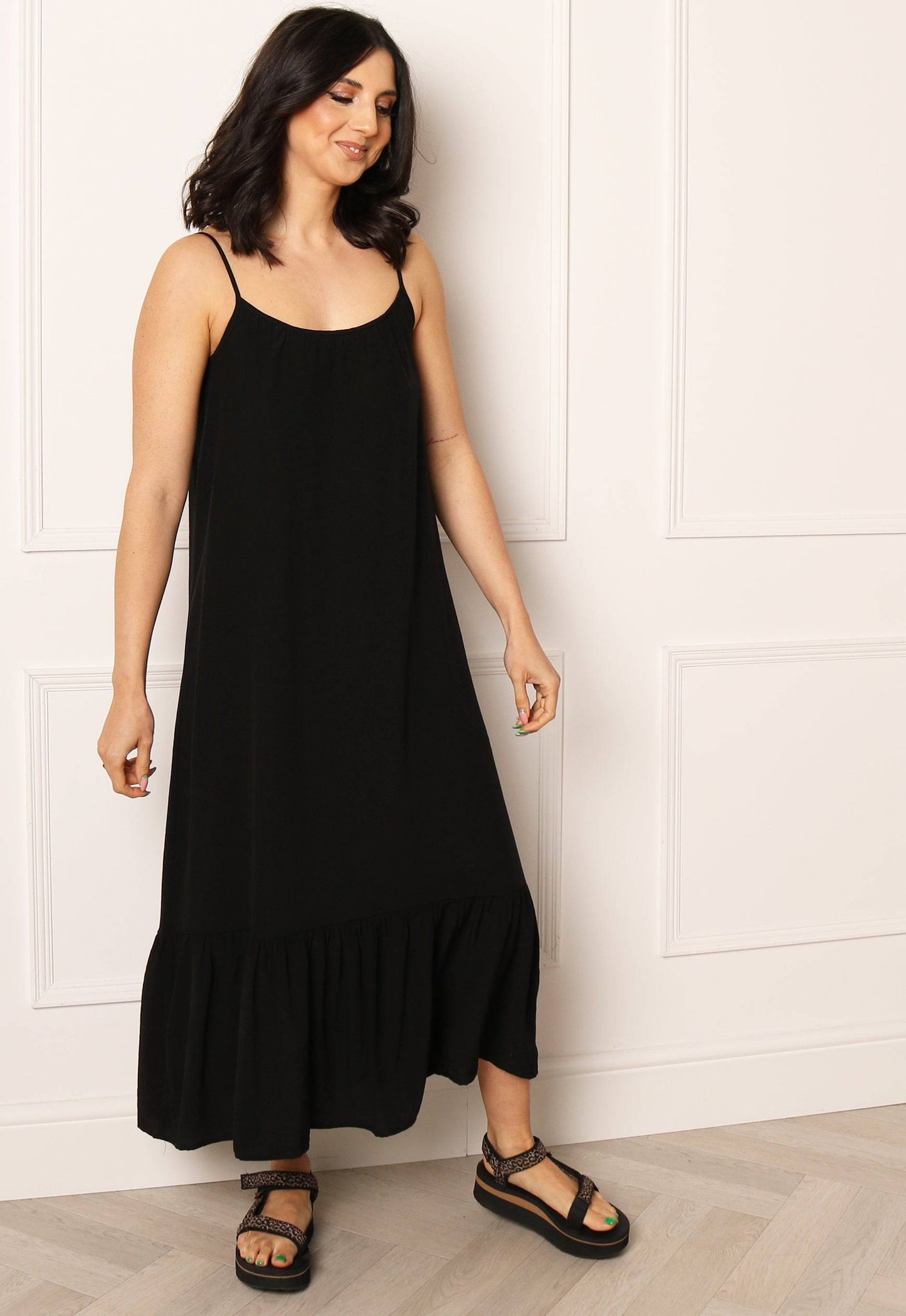 
                  
                    ONLY Missy Strappy Frill Hem Loose Fit Midi Dress in Black - One Nation Clothing
                  
                