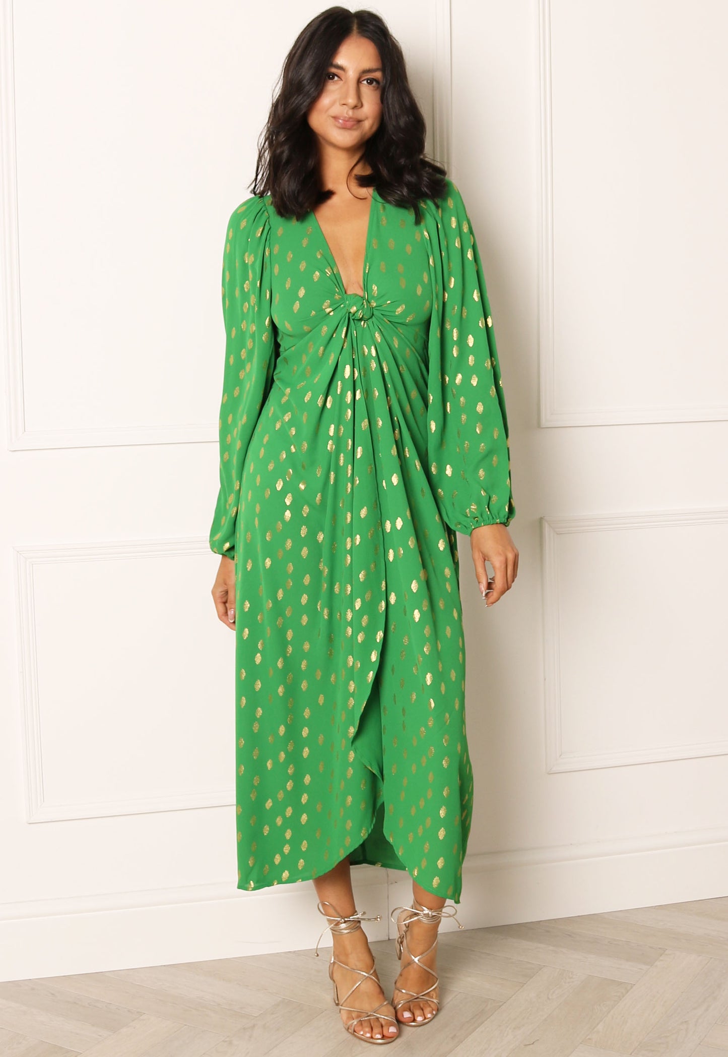
                  
                    VILA Luca Kimono Knot Front Mid Dress in Green & Gold - One Nation Clothing
                  
                
