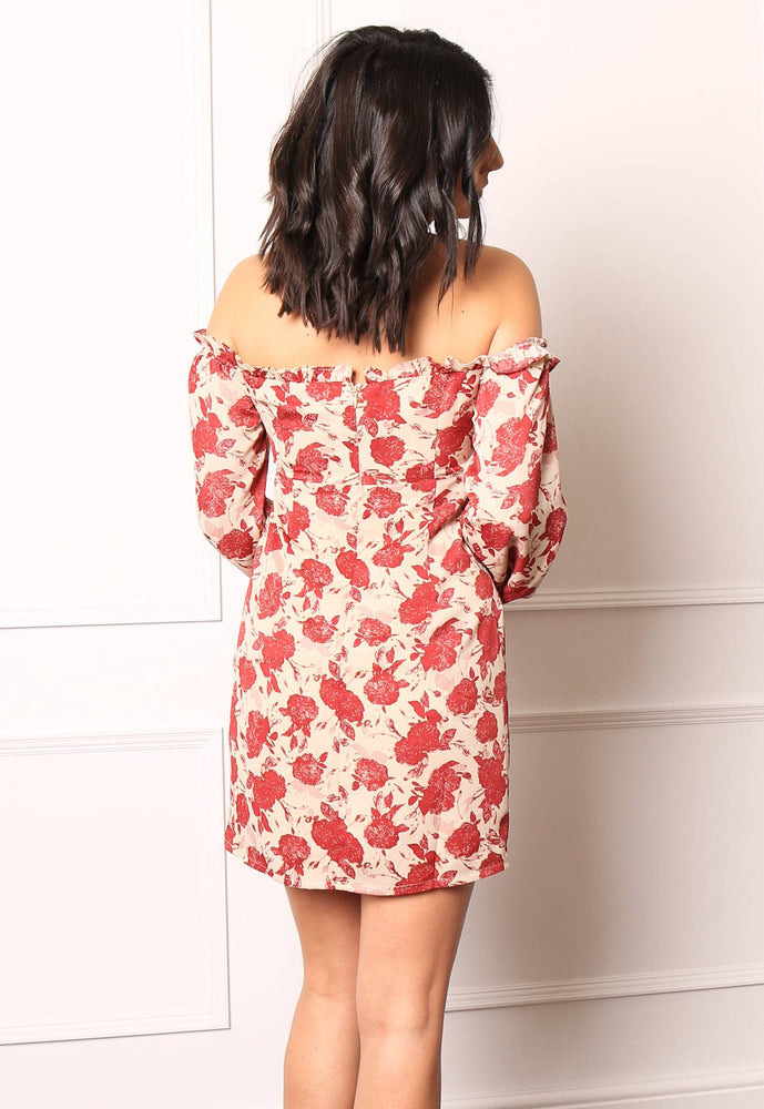 
                  
                    GLAMOROUS Vintage Floral Bardot Off The Shoulder Mini Dress with Long Sleeves & Cut Out Detail in Cream & Dark Red - One Nation Clothing
                  
                