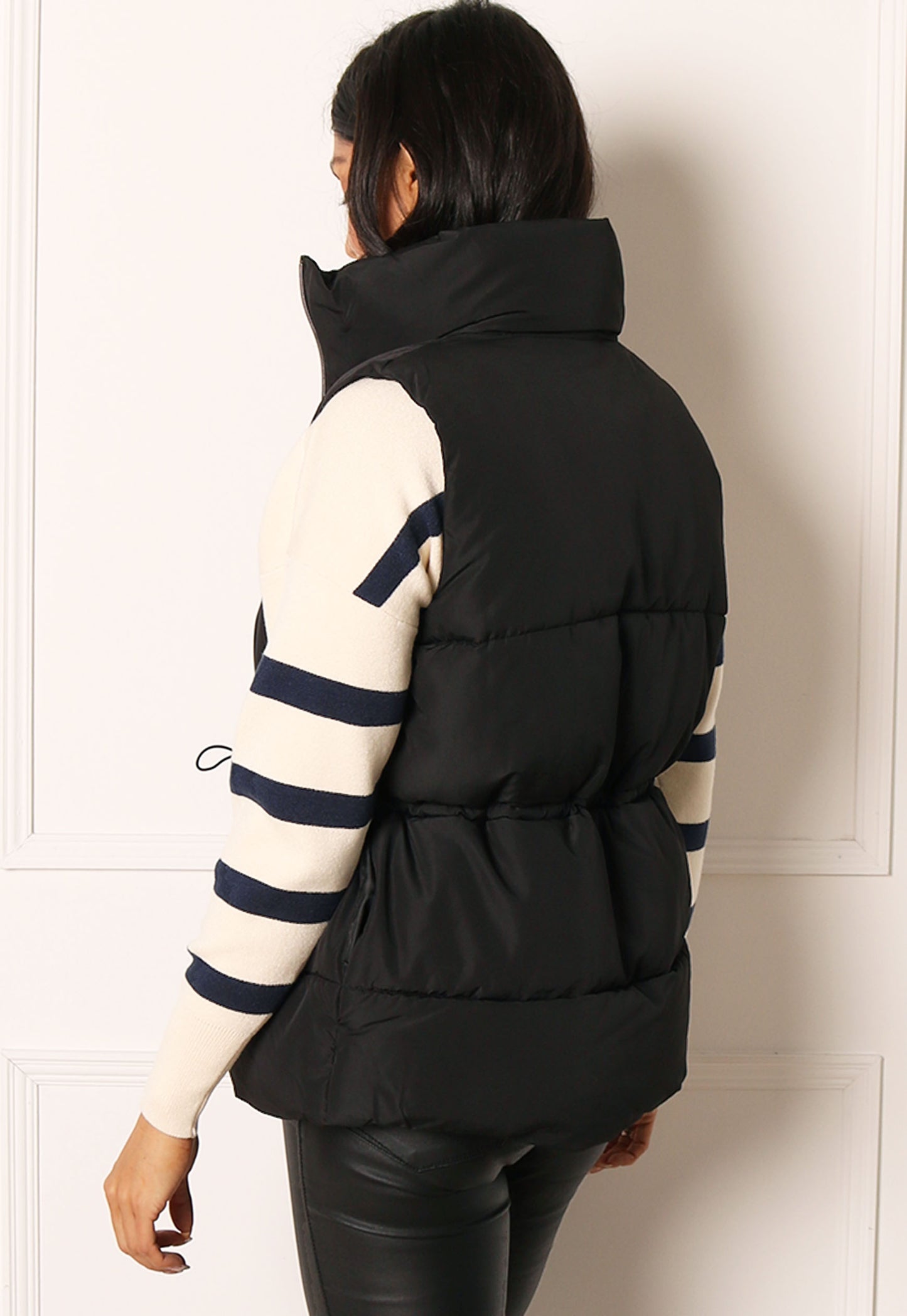 
                  
                    JDY Luna Short Puffer Gilet with Waist Detail in Black - One Nation Clothing
                  
                