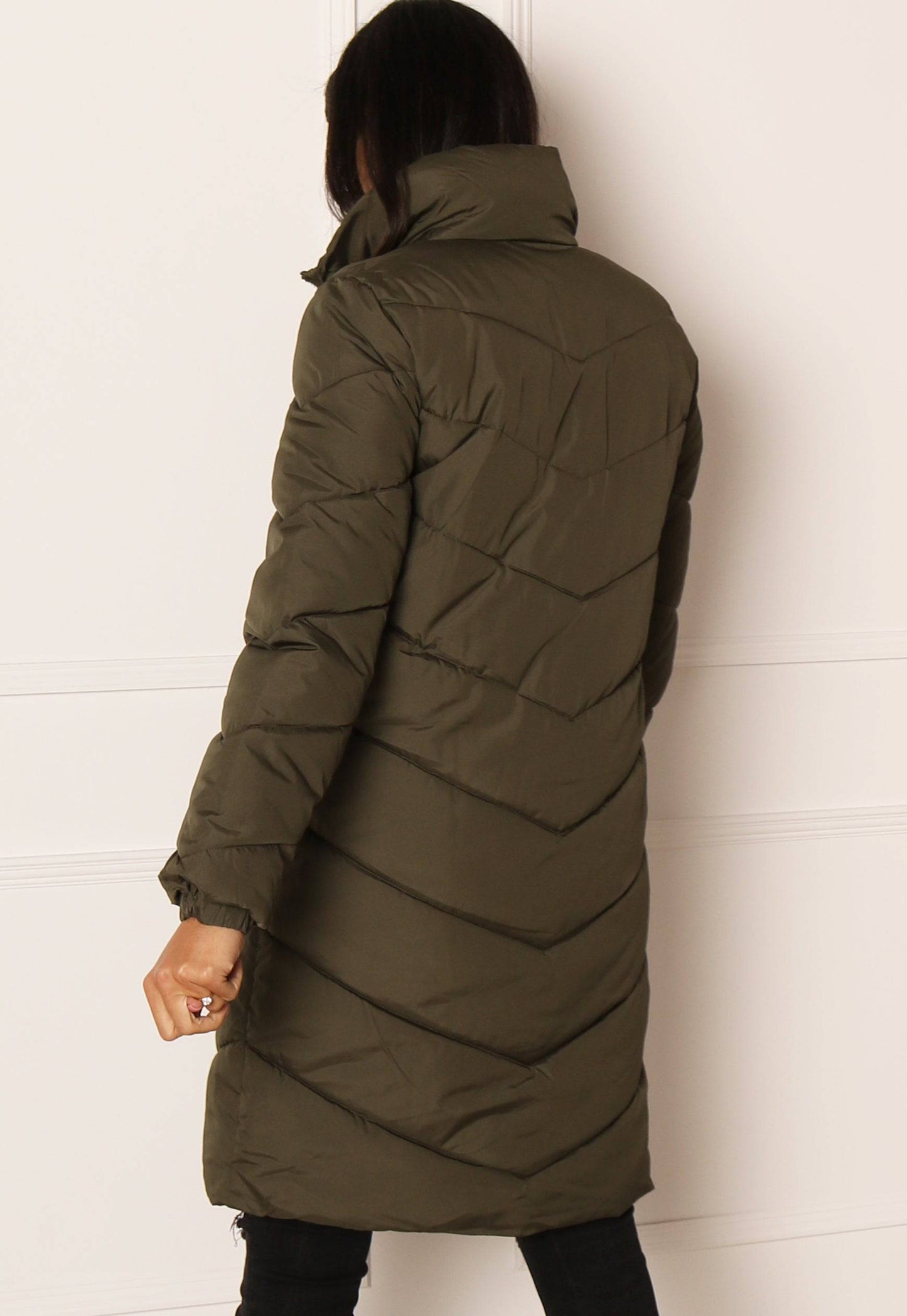 
                  
                    JDY Finno Longline Padded Puffer Coat in Khaki Green - One Nation Clothing
                  
                