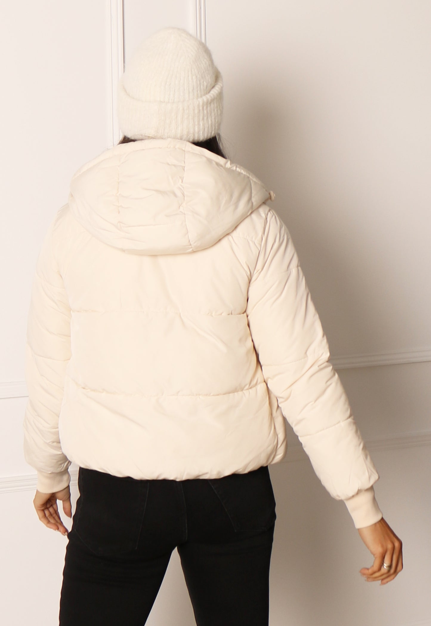 
                  
                    JDY Erica Hooded Boxy Short Padded Puffer Funnel Neck Jacket in Cream - One Nation Clothing
                  
                