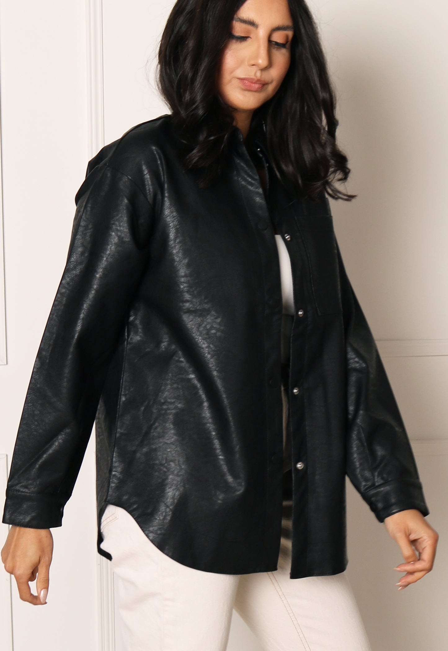 
                  
                    ONLY Mia Faux Leather Curve Hem Shacket in Black - One Nation Clothing
                  
                