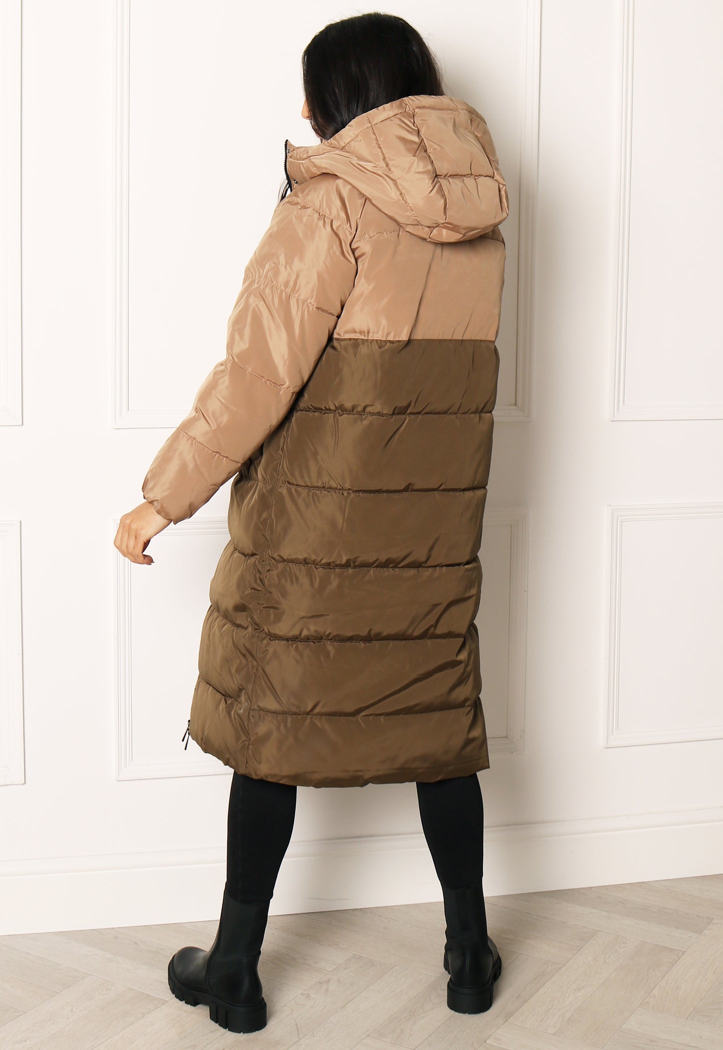 
                  
                    ONLY Becca Longline Midi Puffer Coat with Hood in Colour Block Khaki & Beige - One Nation Clothing
                  
                