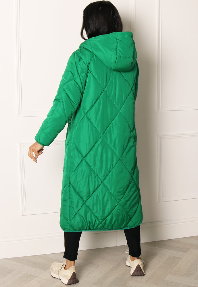 
                  
                    ONLY Tamara Maxi Diamond Quilted Longline Puffer Coat with Funnel Neck in Green - One Nation Clothing
                  
                