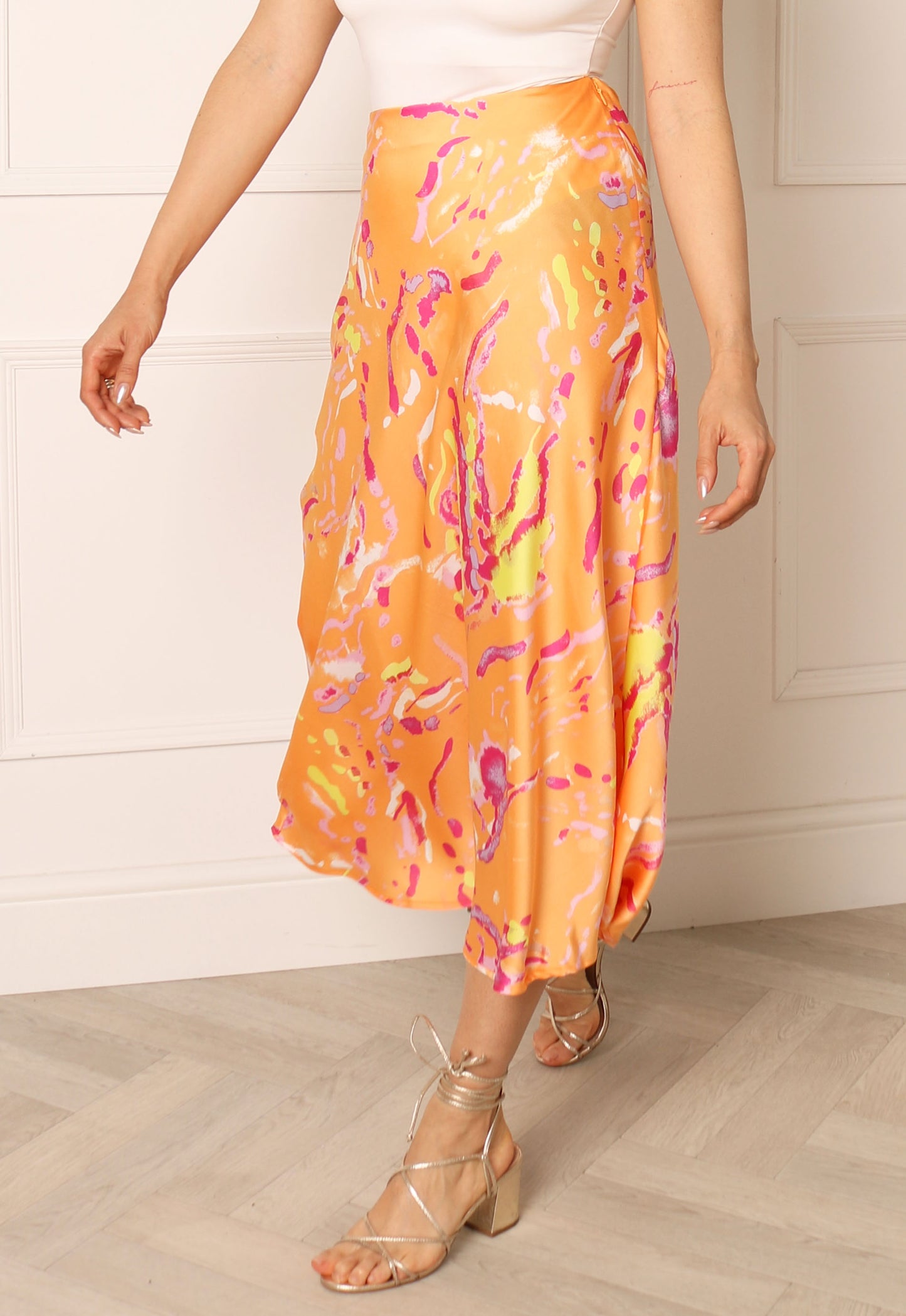 
                  
                    VERO MODA Heart Printed Bias Cut Satin Midi Slip Skirt in Orange & Pink Tones - One Nation Clothing
                  
                
