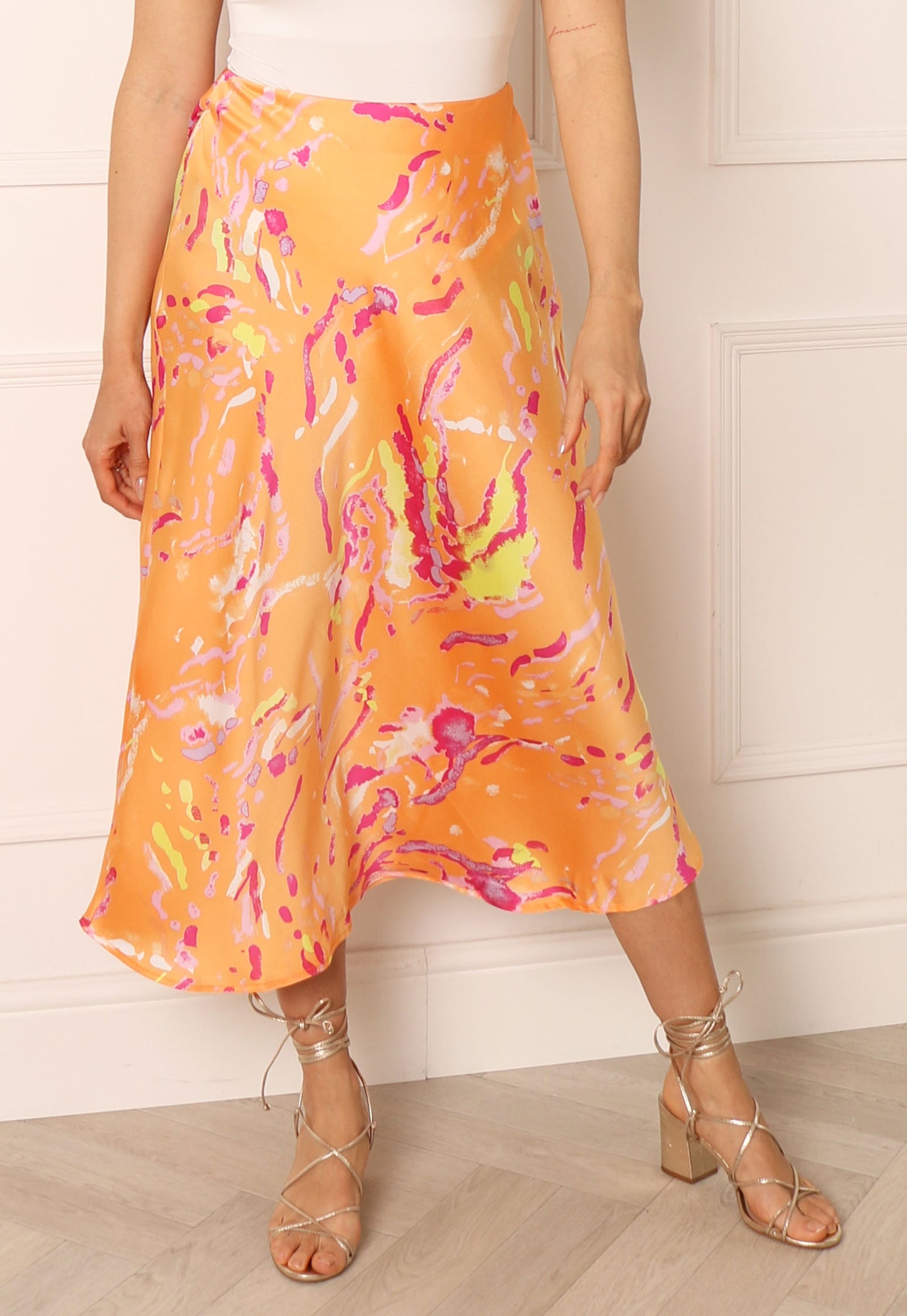 
                  
                    VERO MODA Heart Printed Bias Cut Satin Midi Slip Skirt in Orange & Pink Tones - One Nation Clothing
                  
                