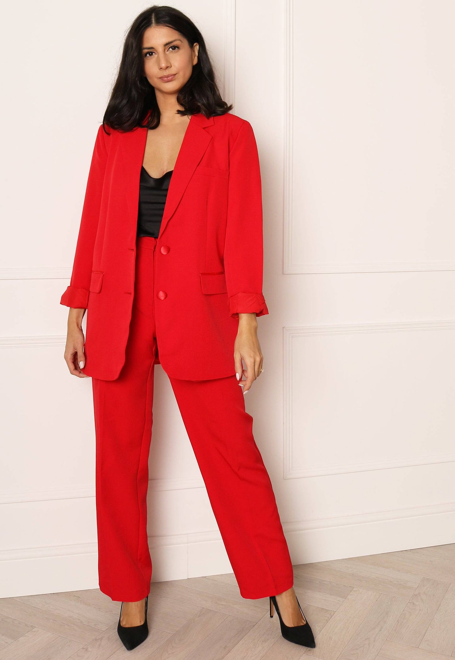 VILA Pantalon de costume large taille haute en rouge - One Nation Clothing